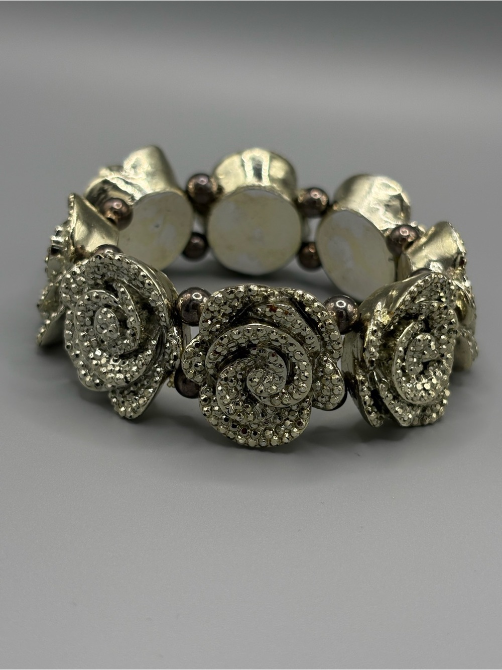 Vintage silver tone chunky rose floral stretch bracelet